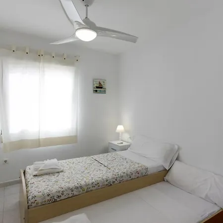 Els Molins Con Terraza De 25 Metros A Un Paso Del Mar Les Marines By Costablancarent Apartment Denia